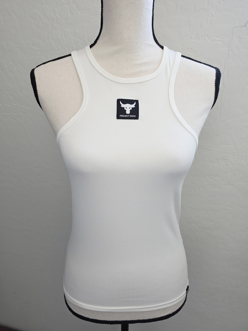 Under Armour " Rock Project" White Ribbed Muscle Tee with Center Logo size M